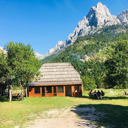 Bujtina 2 Hotel Valbone Bagian luar foto