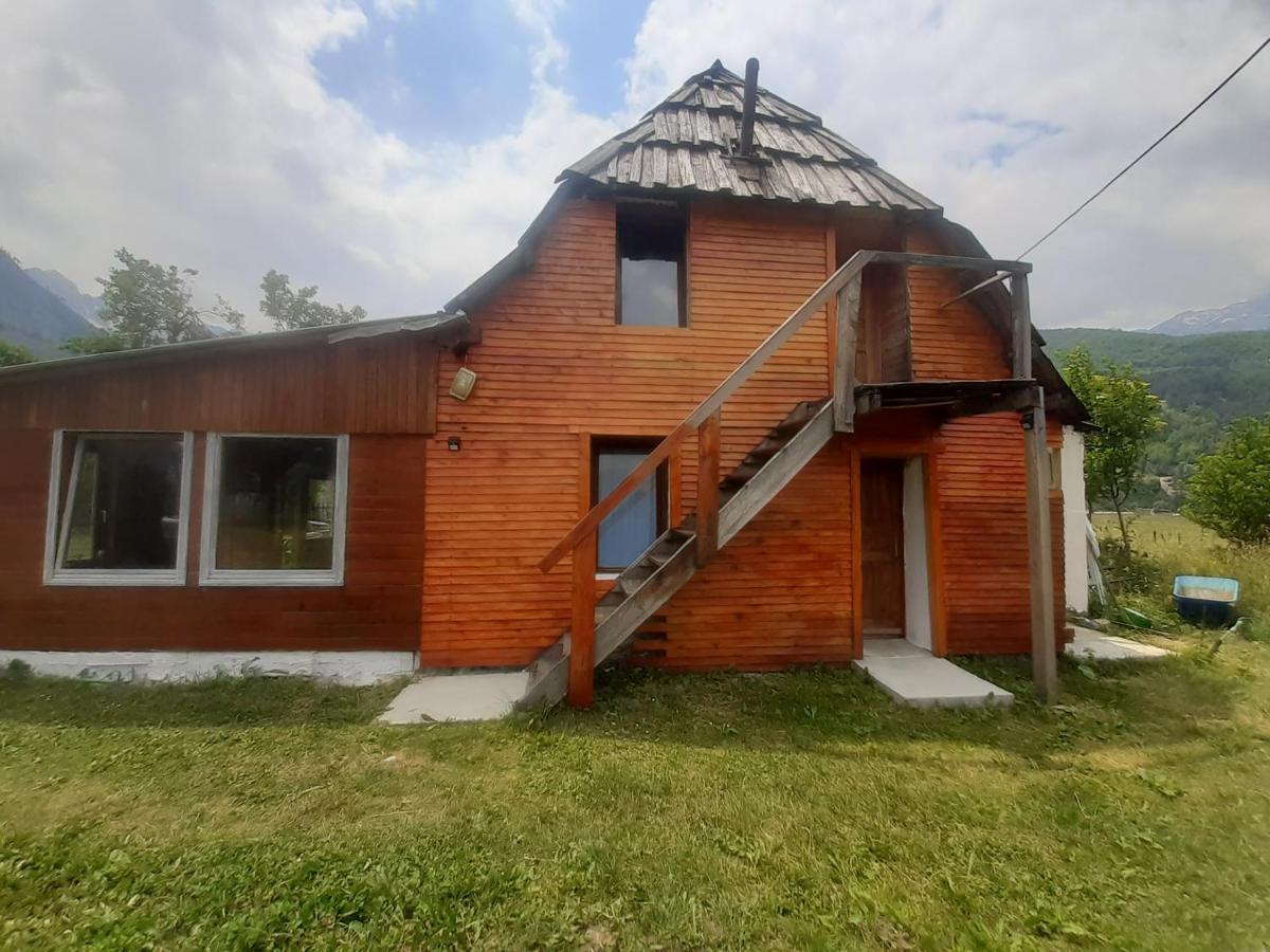 Bujtina 2 Hotel Valbone Bagian luar foto