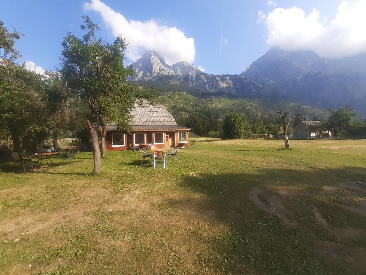Bujtina 2 Hotel Valbone Bagian luar foto