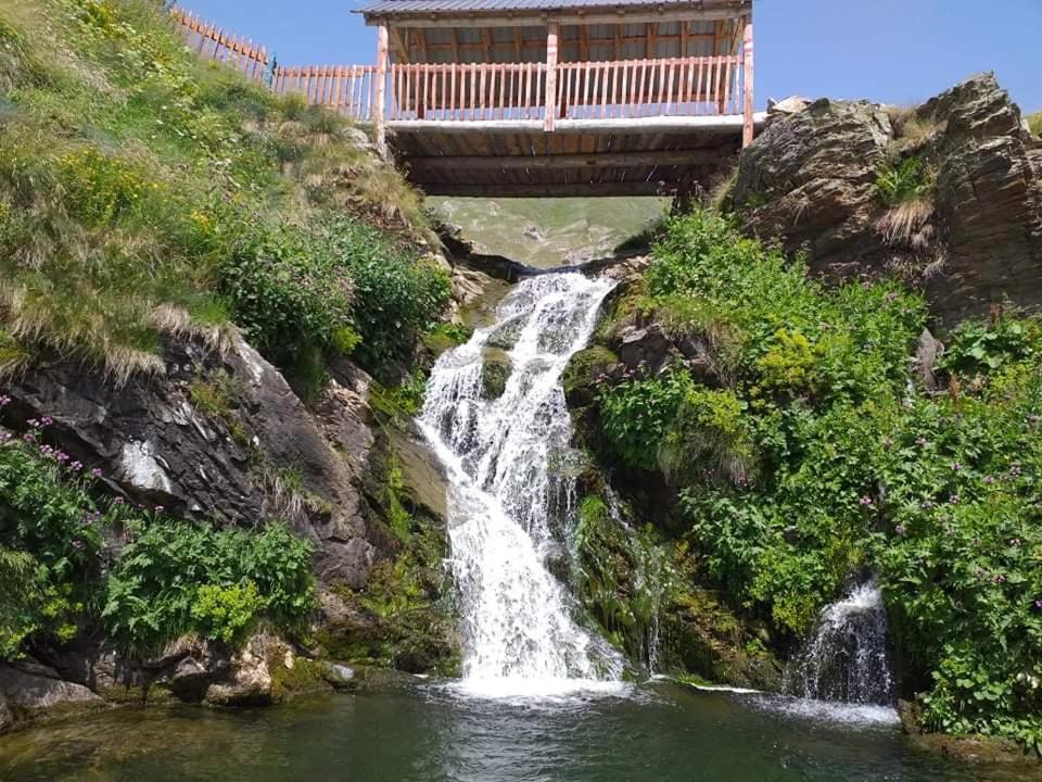 Bujtina 2 Hotel Valbone Bagian luar foto