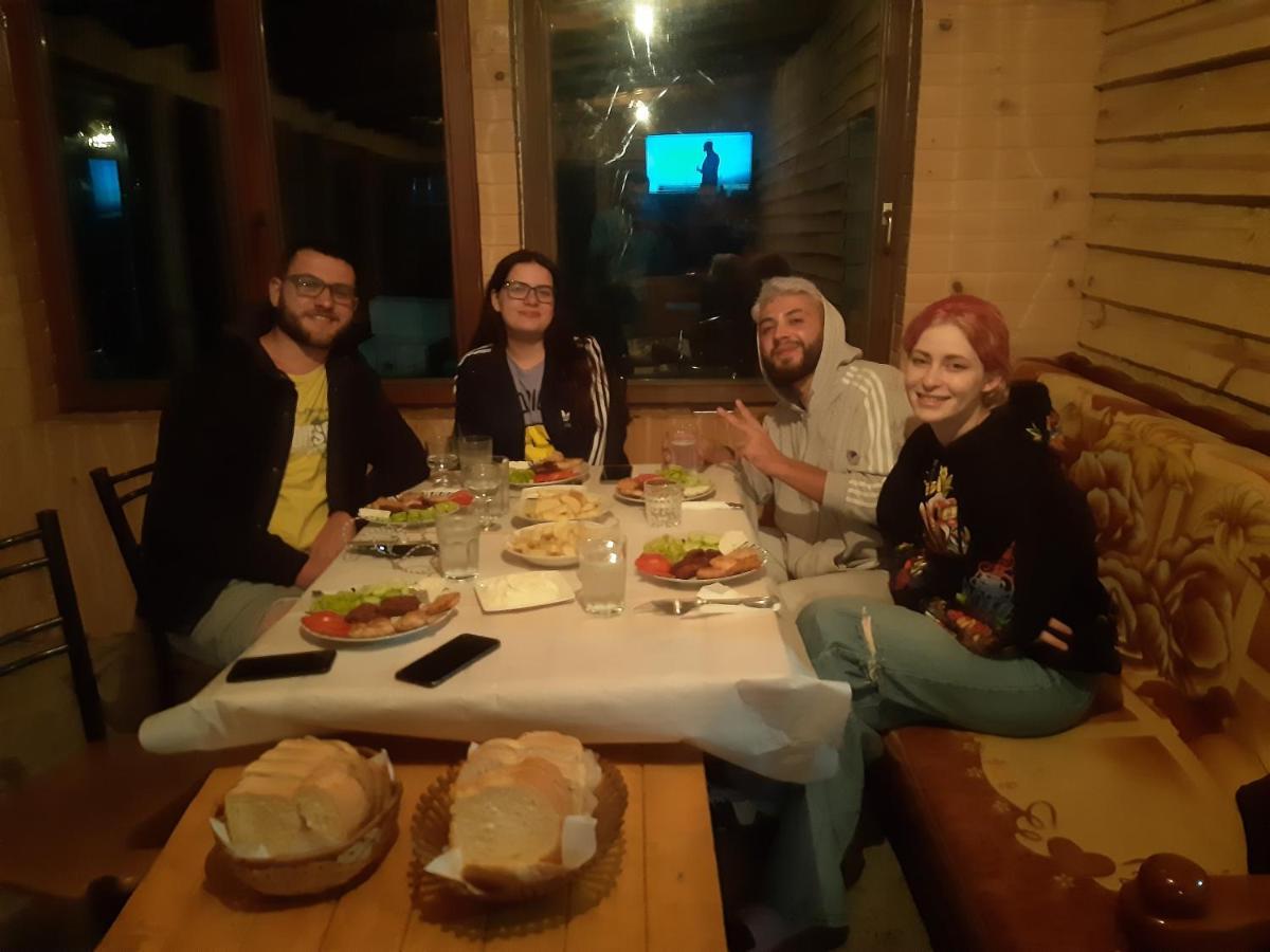 Bujtina 2 Hotel Valbone Bagian luar foto
