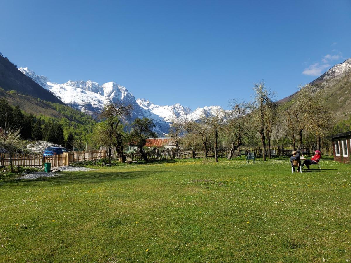 Bujtina 2 Hotel Valbone Bagian luar foto